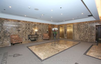 703 - 1 Concorde Pl, Condo with 2 bedrooms, 2 bathrooms and 1 parking in North York ON | Image 2