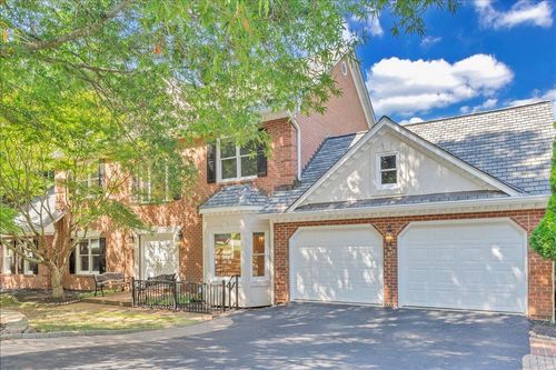 6787 Hidden Woods Dr, Roanoke, VA, 24018-7481 | Card Image