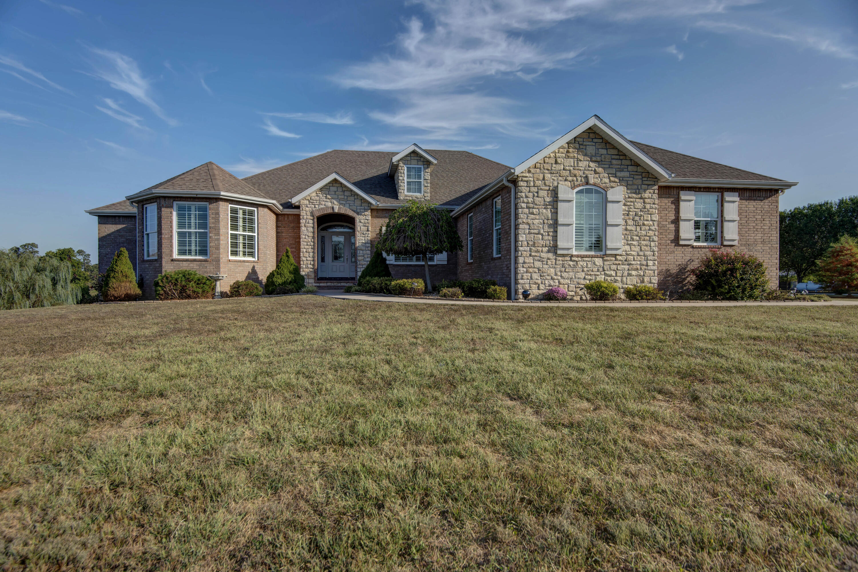 Willow Wood Dr, Nixa, MO 65714