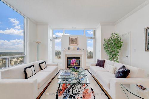 uph-2-8 Rean Dr, North York, ON, M2K3B9 | Card Image