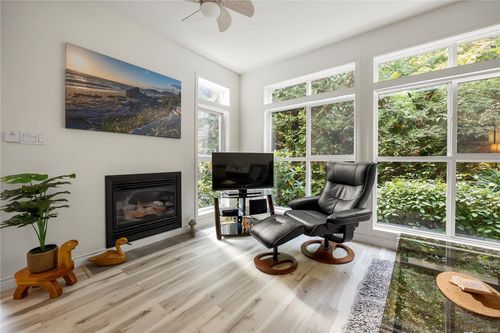 1c-3000 Oak St, Chemainus, BC, V0R1K1 | Card Image