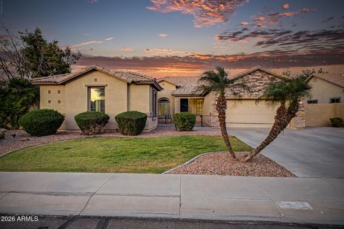 6401 S Onyx Dr, Chandler, AZ, 85249-7190 | Card Image