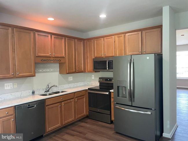 107 Berwick Ln, Townhouse with 3 bedrooms, 3 bathrooms and null parking in STEPHENS CITY VA | Image 7