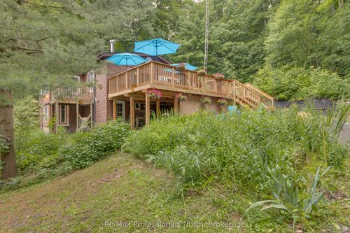 1028 Inverness Rd, Utterson, ON, P0B1M0 | Card Image