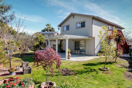 840 Sprucewood Ct, Petaluma, CA, 94954-4352 | Card Image