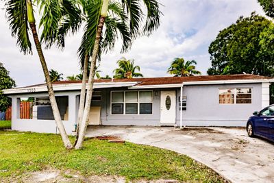 1300 Nw 61st Ave, Home with 0 bedrooms, 0 bathrooms and 5 parking in Sunrise FL | Image 1