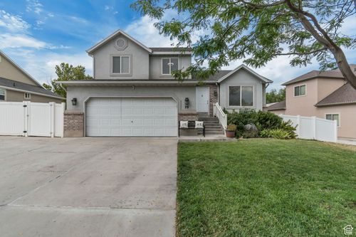 70 E Horseshoe Rd, Saratoga Springs, UT, 84045-8166 | Card Image