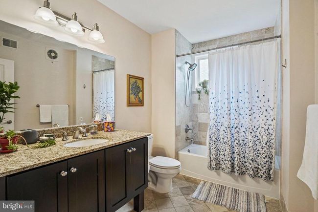 APT-104C - 1811 14 Th St N, Condo with 2 bedrooms, 3 bathrooms and null parking in ARLINGTON VA | Image 29