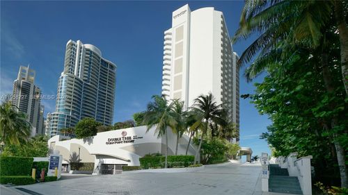 2304-17375 Collins Ave, Sunny Isles Beach, FL, 33160-3410 | Card Image
