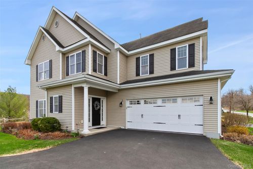 19 Revolution Rd, Cold Spring, NY, 10516-3879 | Card Image