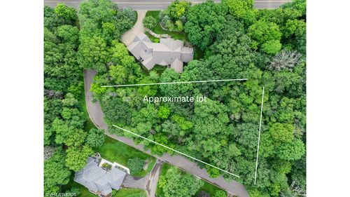 4893 Woodhurst Ln, Minnetonka, MN, 55345-6638 | Card Image