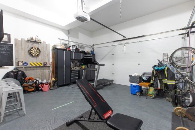 39253 Falcon Cres, House other with 3 bedrooms, 3 bathrooms and 3 parking in Squamish BC | Image 28