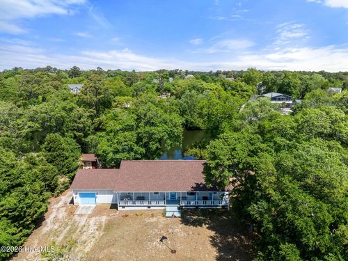 714 Cockle St, Surf City, NC, 28445-6510 | Card Image