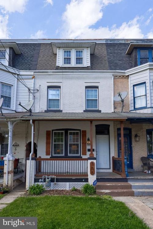 355 E Ross St, LANCASTER, PA, 17602-1941 | Card Image