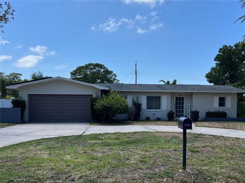 1126 Woodcrest Ave, CLEARWATER, FL, 33756-4671 | Card Image