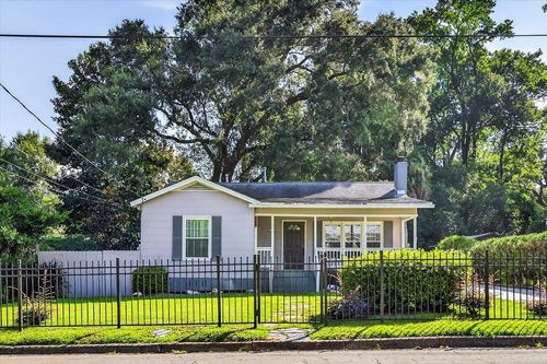 1223 Mitchell Ave, Tallahassee, FL, 32303-6452 | Card Image