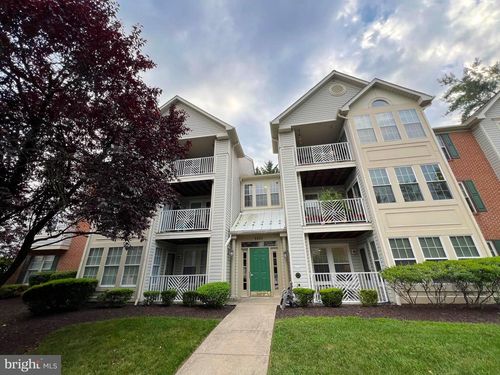 102b-8001 Township Dr, OWINGS MILLS, MD, 21117-5329 | Card Image