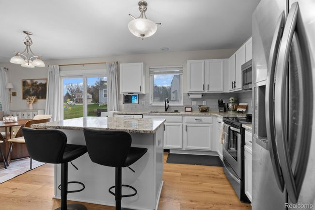 6480 Crestview Dr, House other with 3 bedrooms, 3 bathrooms and null parking in Holly MI | Image 11