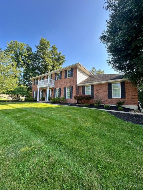 1304 Northwoods Drive, Hillsboro, OH, 45133 | Card Image