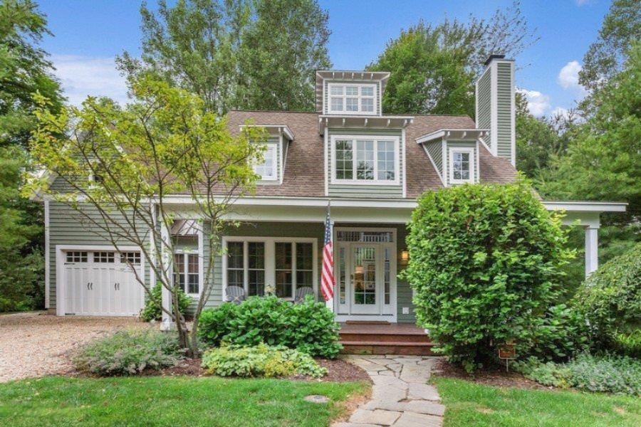 Cottage Ln, Union Pier, MI 49129
