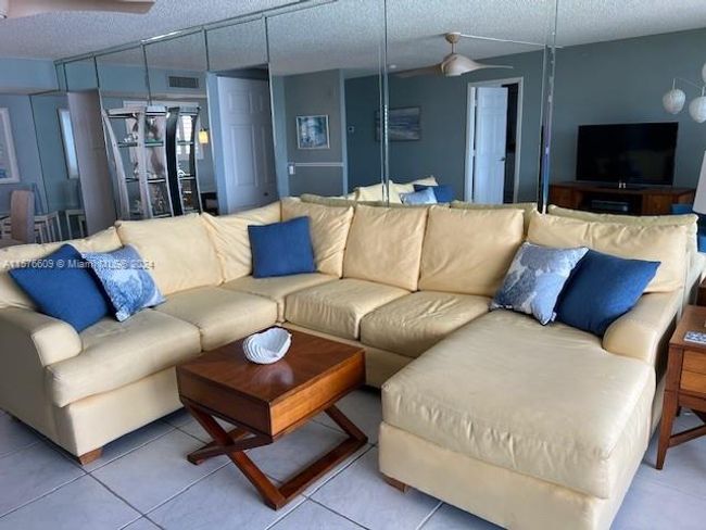 APT-1402 - 100 Ocean Trail Way, Condo with 2 bedrooms, 2 bathrooms and null parking in Jupiter FL | Image 4