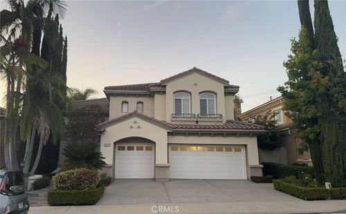 12445 Highland Dr, Tustin, CA, 92782-1141 | Card Image