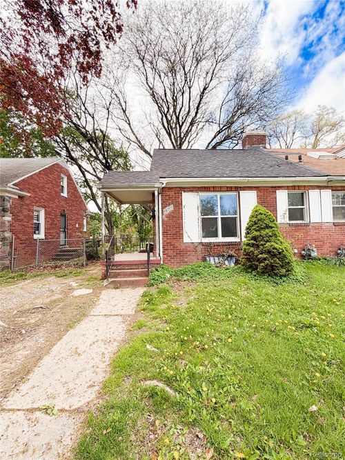 15815 Evergreen Rd, Detroit, MI, 48223-1238 | Card Image