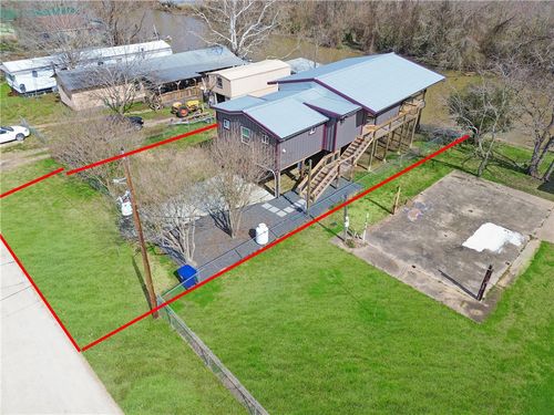 574 River Oaks Dr, Trinity, TX, 75862-7724 | Card Image