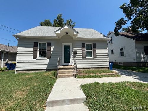 1221 W 7th St, Washington, MO, 63090-1723 | Card Image