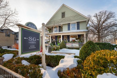 428 W State St, Geneva, IL, 60134-2104 | Card Image