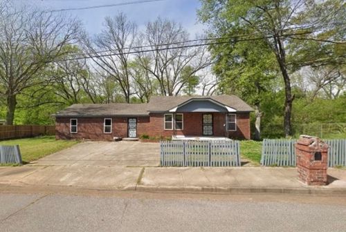 726 Harahan Rd, Memphis, TN, 38109-3159 | Card Image