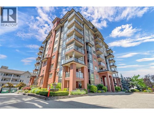 203-2113 Atkinson St, Penticton, BC, V2A8R5 | Card Image