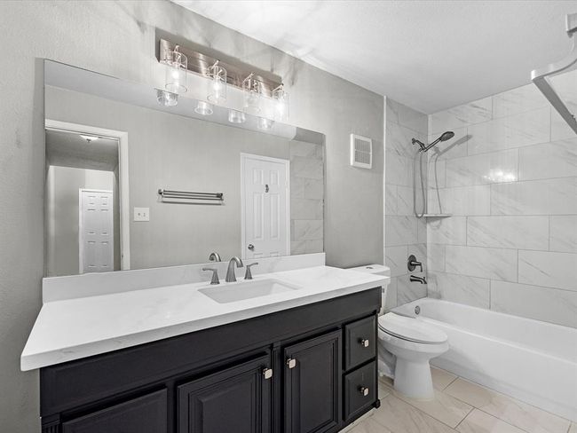 APT-217 - 4001 Nasa Pkwy, Townhouse with 1 bedrooms, 1 bathrooms and null parking in El Lago TX | Image 11