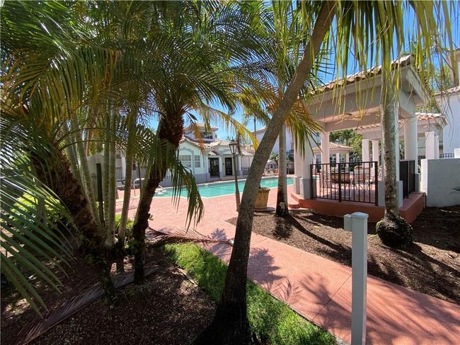 APT-1711 - 735 Sw 148 Th Ave, Condo with 2 bedrooms, 1 bathrooms and null parking in Davie FL | Image 30