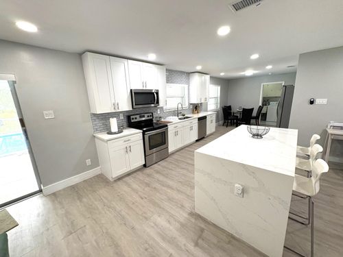 1401 Nw 75th Ter, Plantation, FL, 33313-5957 | Card Image