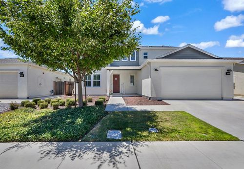 18469 Maynell Dr, Lathrop, CA, 95330-8470 | Card Image