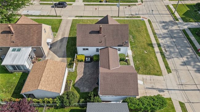 30031 Thomas St, House other with 5 bedrooms, 3 bathrooms and null parking in Willowick OH | Image 34