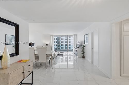 1027-5151 Collins Ave, Miami Beach, FL, 33140-2716 | Card Image