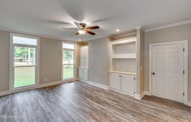 503 Bay Point Cv-50 | Image 48