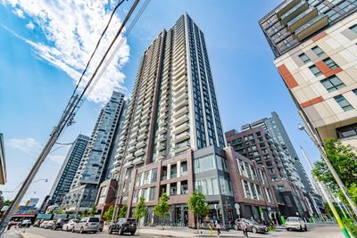 E - 130 River St, Condo with 3 bedrooms, 2 bathrooms and 1 parking in Toronto ON | Image 1