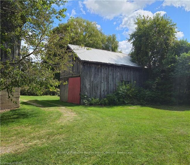 75551 Bluewater Highway, Home with 4 bedrooms, 1 bathrooms and 10 parking in Huron ON | Image 30