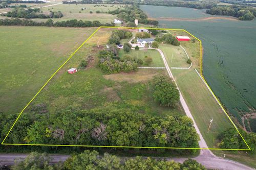 674 Old-Mill Rd, Peabody, KS, 66866-9400 | Card Image