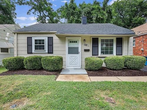 129 Wiegel Dr, Saint Louis, MO, 63135-2930 | Card Image