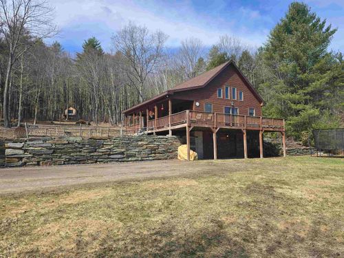 35 Upper Bartonsville Rd, Chester, VT, 05143-9320 | Card Image