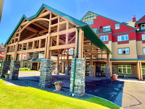 222 Q1, 89 Grand Summit Way, Dover, VT, 05356 | Card Image