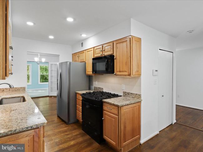 5281 Navaho Dr, House other with 4 bedrooms, 3 bathrooms and null parking in Alexandria VA | Image 12