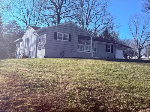 555 Shady Lane, Wilkesboro, NC, 28697 | Card Image