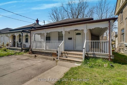 368 Simcoe St, London, ON, N6B1J7 | Card Image