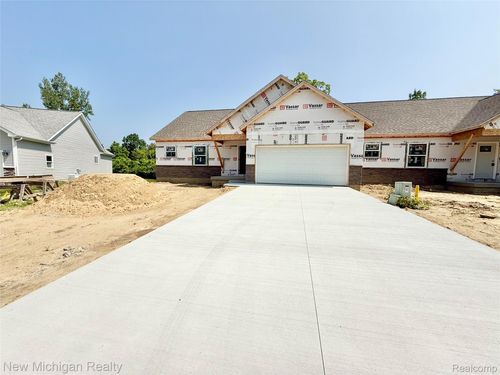 7058 Cambridge Dr, Flushing, MI, 48433-2285 | Card Image