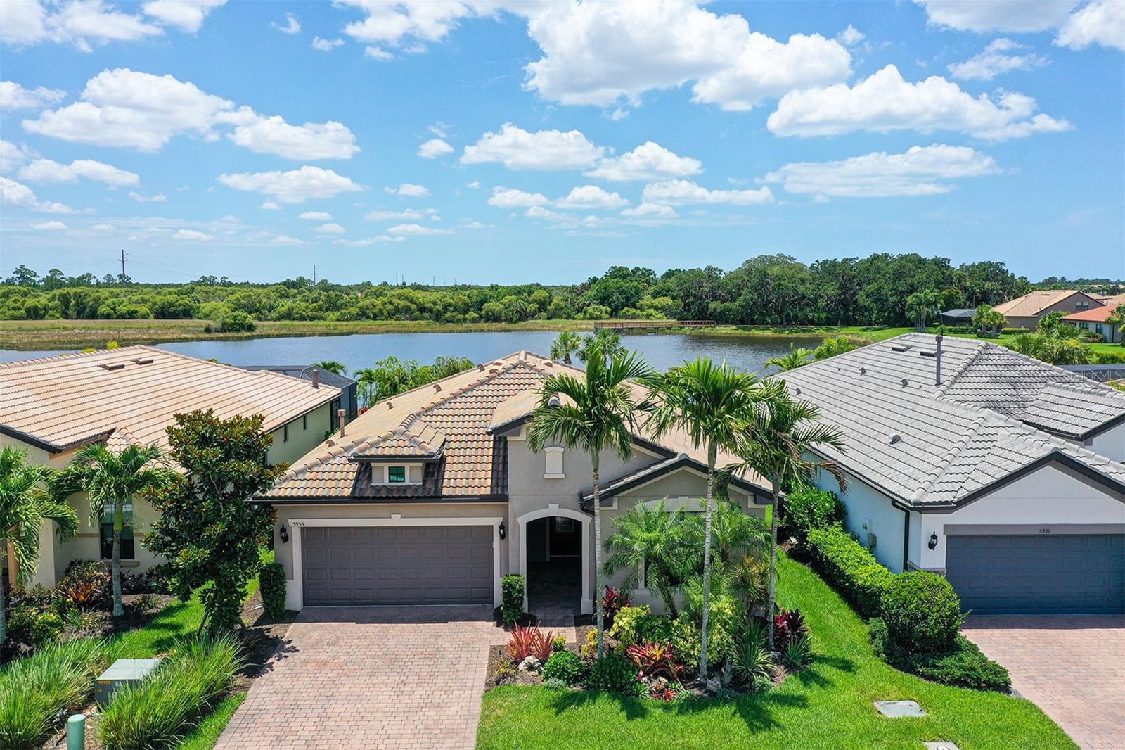 Snowy Egret Dr, Sarasota, FL 34238